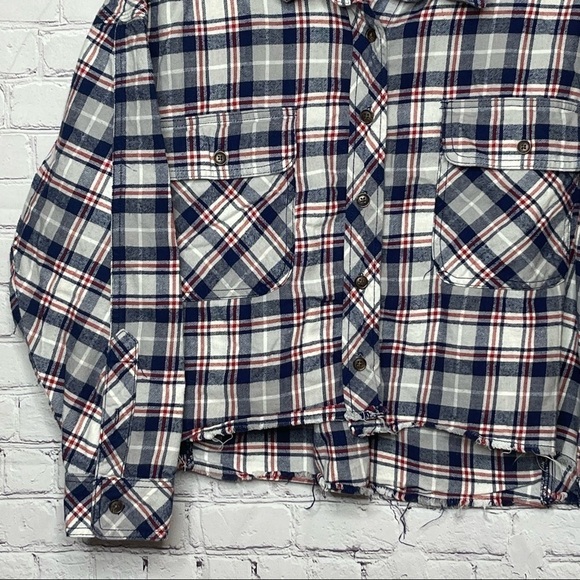 BDG Urban Outfitters Rayne Flannel Plaid Button Down Crop Shirt size Medium - Picture 5 of 14